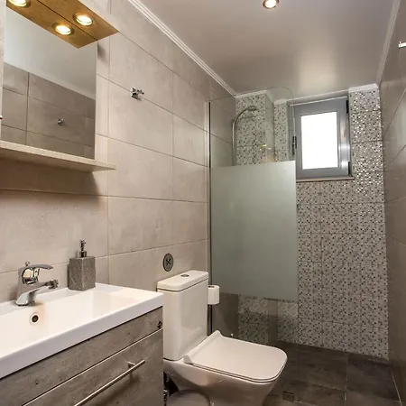 Oleana Studios 1-4, Rhodes Town
