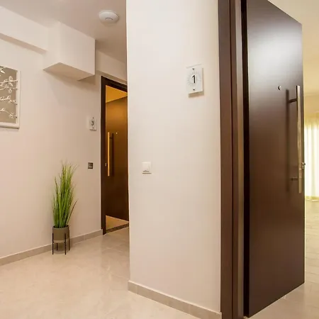 Oleana Studios 1-4, Rhodes Town